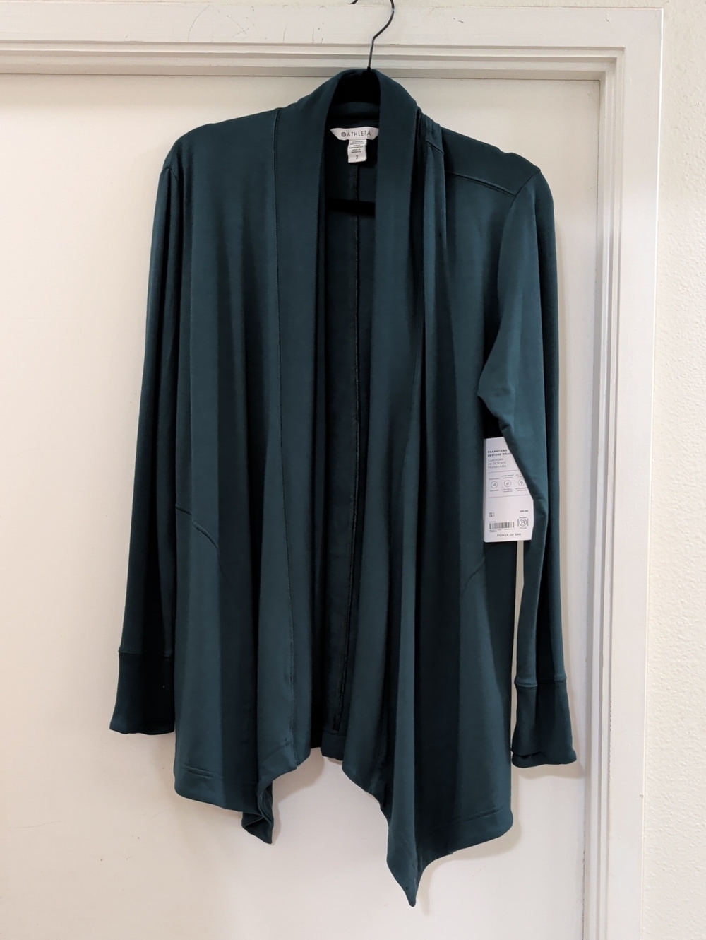 Athleta Pranayama Restore Wrap Green NWT